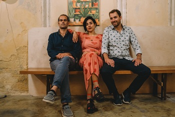 blue_reflections_image